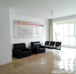 榆林中学旁边绿源小区简装两室带家具2000出租 - 榆林28生活网 yl.28life.net